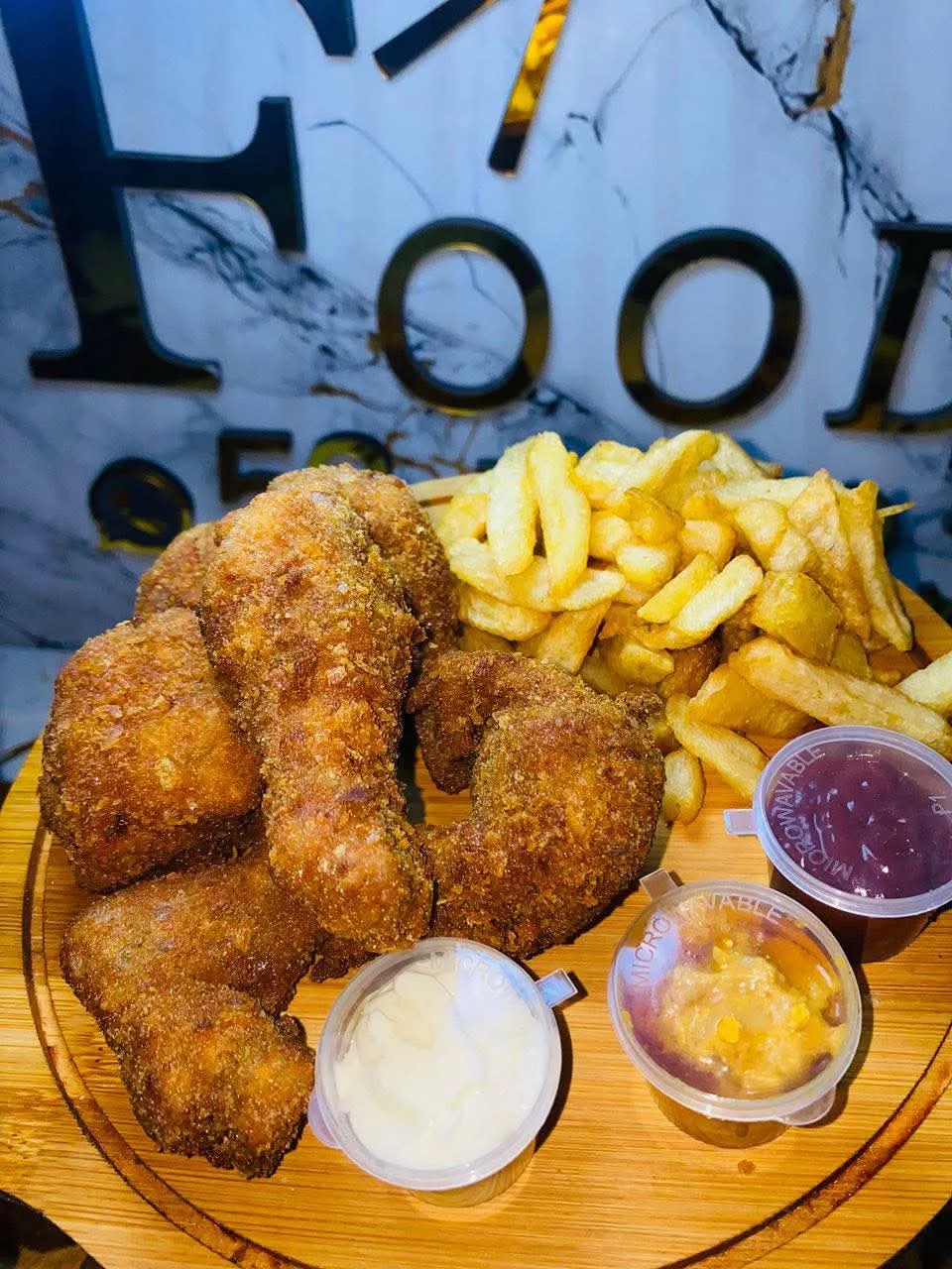 Poulet pané et frites Express Food KLC